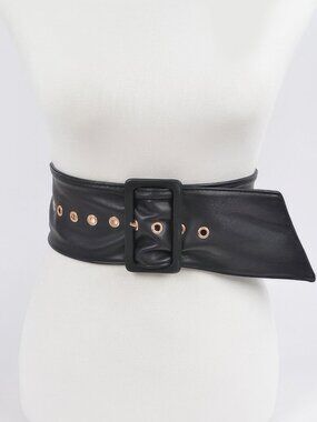 Monotone Leather Buckle Belt